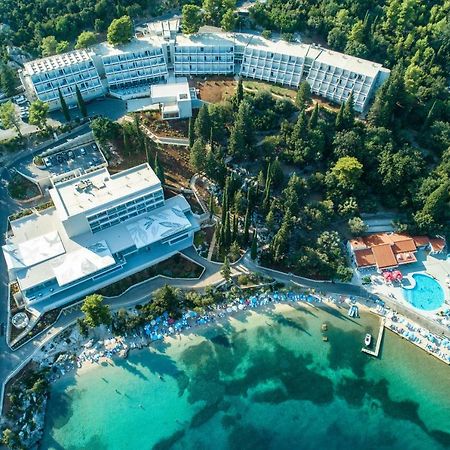סלאנו Hotel Osmine מראה חיצוני תמונה