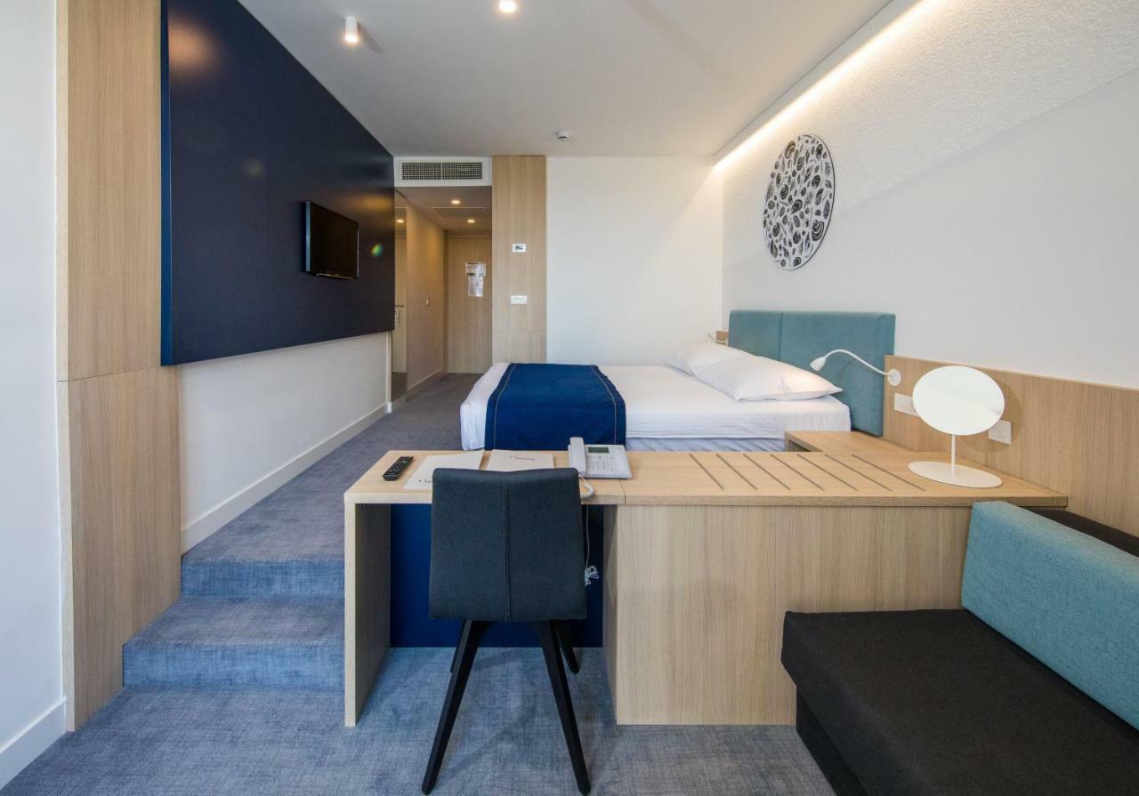 סלאנו Hotel Osmine מראה חיצוני תמונה