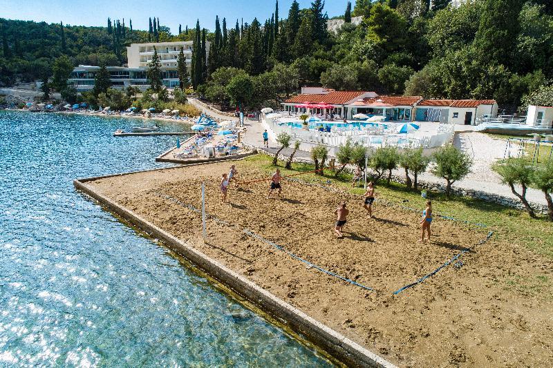 סלאנו Hotel Osmine מראה חיצוני תמונה